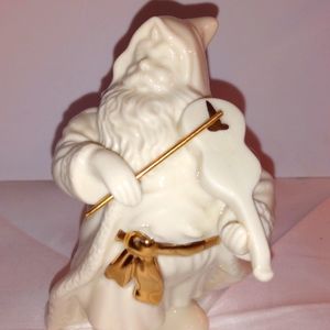 Lenox Santa
